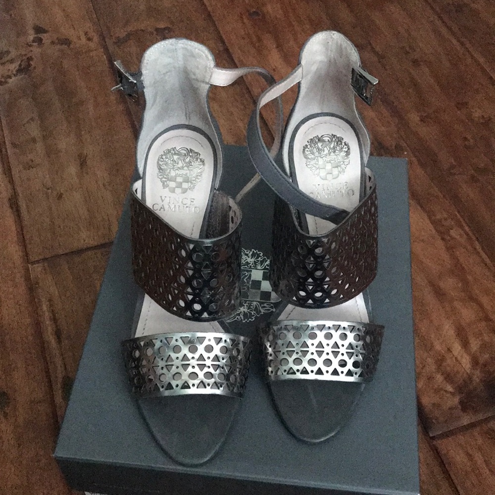 Vince Camuto Laser Cut Silver Heels 7M